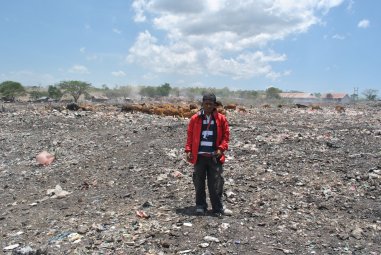 TPA sampah Alak, Kecamatan Alak, Kota Kupang, yang menggunakan metode Open Dump